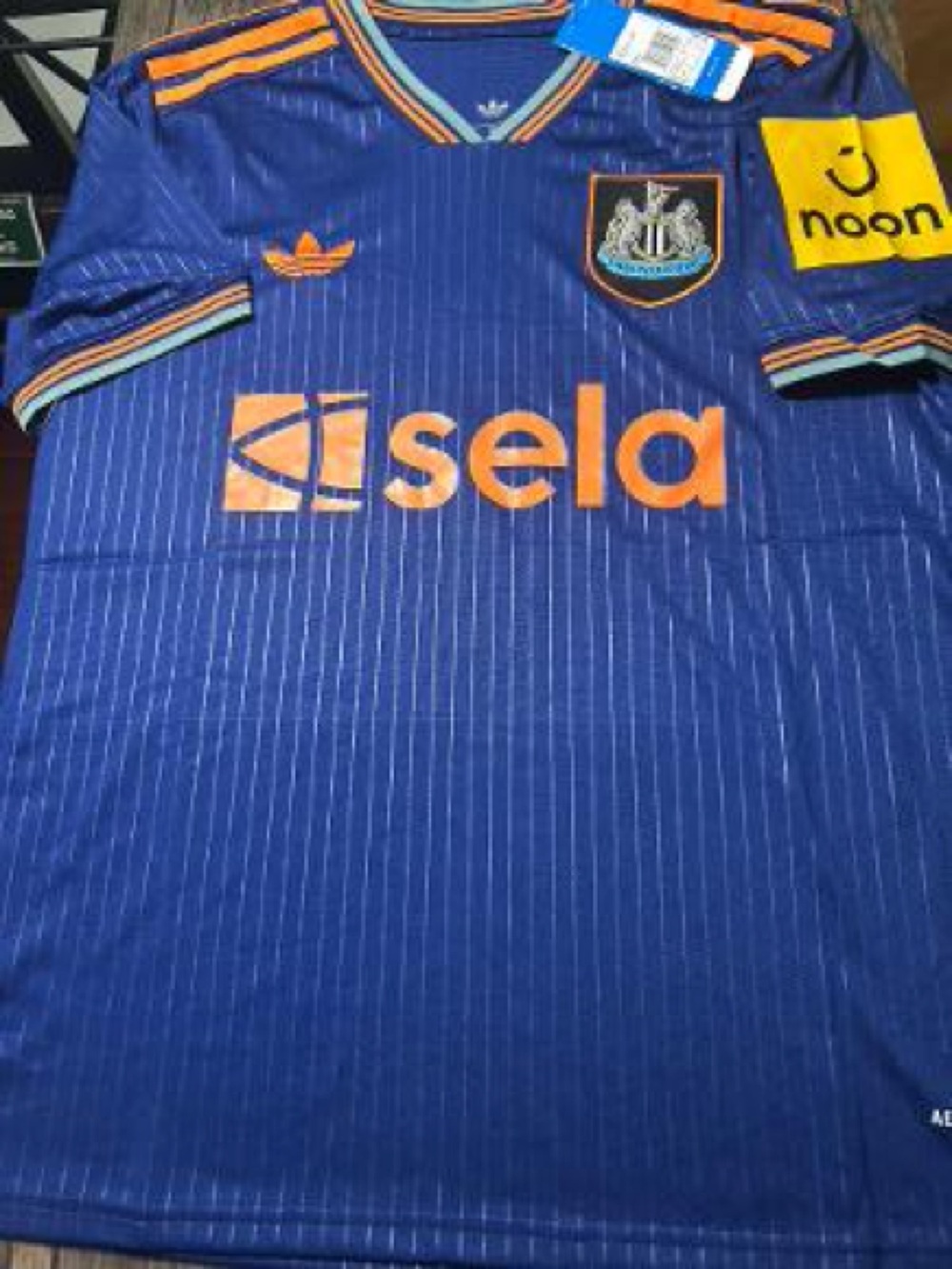 Adidas brand NEWCASTLE UNITED FC Men's JERSEY Sz L or XXL New with tags